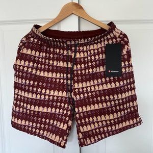 Lululemon Athletica Pool Short 7" - BRAND NEW - SIZE M